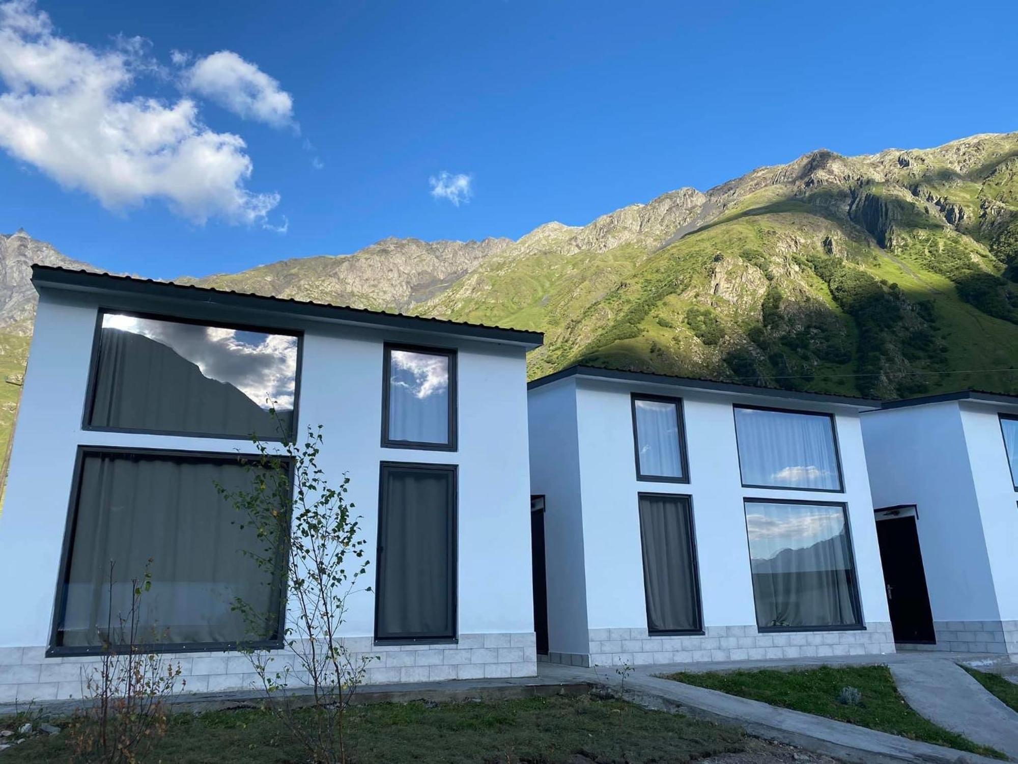 Hotel Krebuli Stepancminda Exteriér fotografie