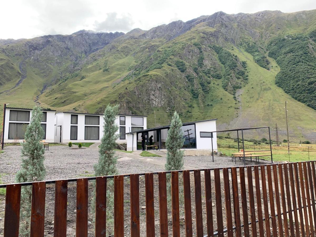 Hotel Krebuli Stepancminda Exteriér fotografie